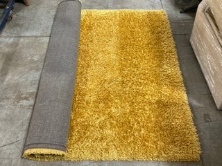 FABB FURNITURE EX-DISPLAY ASIATIC LONDON FASHION FLOORS DIVA FLOOR RUG IN YELLOW : SIZE 160 X 230CM - RRP £560 (UNUSED RETAIL STOCK): LOCATION - A10