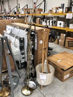 4 X ASSORTED JOHN LEWIS & PARTNERS LIGHTING ITEMS TO INCLUDE JOHN LEWIS & PARTNERS HOURGLASS FLOOR LAMP IN NATURAL: LOCATION - A3