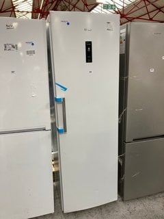 HAIER FREESTANDING FREEZER IN WHITE MODEL : H2F255WSAA RRP - £499: LOCATION - B5