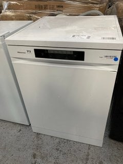 HISENSE DISHWASHER: MODEL HS643D60WUK - RRP £379: LOCATION - B6