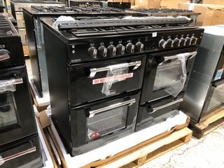 STOVES RICHMOND DELUXE D1100DF 110CM DUAL FUEL RANGE COOKER IN BLACK - MODEL 444411449 - RRP £2,069.99: LOCATION - B2 (KERBSIDE PALLET DELIVERY)