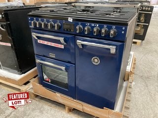 STOVES RICHMOND DELUXE D900DF 90CM DUAL FUEL RANGE COOKER IN MIDNIGHT BLUE MODEL : 444411516 RRP - £2999: LOCATION - B3 (KERBSIDE PALLET DELIVERY)