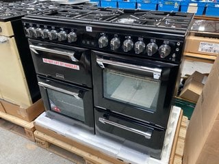 STOVES RICHMOND DELUXE S1000DF 100CM DUAL FUEL RANGE COOKER IN BLACK MODEL : 444444907 RRP - £1449: LOCATION - B3 (KERBSIDE PALLET DELIVERY)