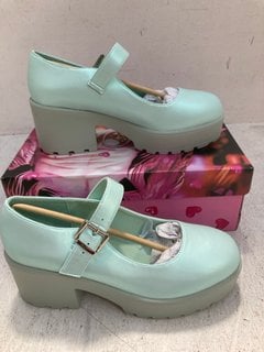 KOI TIRA IRIDESCENT PEARL MARY JANE SKY JEWEL EDITION PLATFORM BUCKLE SHOES IN BLUE - UK 6: LOCATION - F2