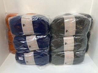 4 X PACKS OF WOOLY ARAN KNITTING WOOL IN VARIOUS COLOURS: LOCATION - E1