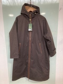 HOLLAND COOPER WOMEN'S ONE SIZE WATERPROOF JACKET IN CHOCOLATE - RRP £249: LOCATION - BOOTH