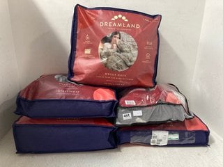 5 X ASSORTED DREAMLAND ELECTRIC THROWS TO INCLUDE DREAMLAND SNUGGLE UP WARMING THROW IN GREY: LOCATION - H1