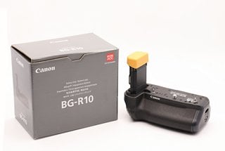 CANON BG-R10 BATTERY GRIP FOR CANON EOS-R5 OR R6 CAMERAS, WITH BOX - RRP £419: LOCATION - BOOTH