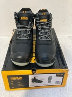 DEWALT INDUSTRIAL FOOTWEAR STEEL TOE CAP SAFETY BOOTS IN BLACK- UK SIZE 10: LOCATION - G7