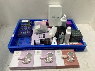 QTY OF ASSORTED HEALTH AND BEAUTY ITEMS TO INCLUDE HALO 3-IN-1 BEAUTY COMPACT: LOCATION - G15