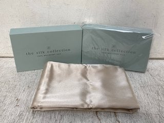 2 X THE SILK COLLECTION 100% MULBERRY SILK PILLOWCASES IN GOLD - COMBINED RRP £120.00: LOCATION - F6