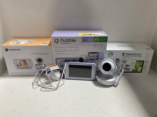 4 X ASSORTED BABY MONITORS TO INCLUDE LEAP FROG 7" HIGH DEFINITION PAN & TILT MONITOR: LOCATION - AR1