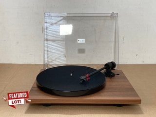 PRO-JECT E1 BLUETOOTH PLUG & PLAY RECORD SYSTEM - RRP £219.99: LOCATION - AR4