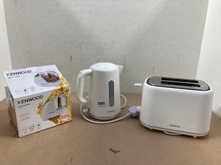 KENWOOD 2 SLICE TOASTER IN WHITE TO INCLUDE KENWOOD KETTLE IN WHITE AND KENWOOD MINI CHOPPER: LOCATION - BR16