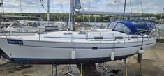 2000 Bavaria 40 Sailing Yacht "Phizz of Caen"