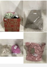 BOX OF ASSORTED ADULT CLOTHING TO INCLUDE EVERYDAY LONG SLEEVE BLOUSE GREEN/WHITE PATTERN SIZE 16