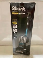 SHARK CORDED UPRIGHT ANTI HAIR WRAP LIFT AWAY VACUUM RRP- £179