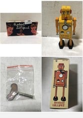 A VINTAGE CLOCKWORK ROBOT LILLIPUT TOY WITH BOX AND KEY