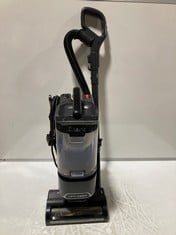 SHARK LIFT-AWAY UPRIGHT VACUUM CLEANER TO INCLUDE ECOTREND RUBBER DOORMAT BLACK