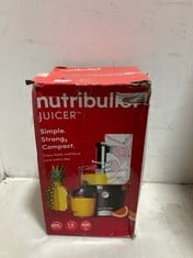 NUTRIBULLET JUICER 800W 20053 RRP- £99.99