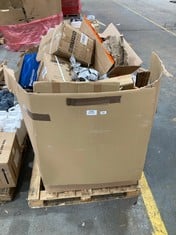 PALLET OF ASSORTED ITEMS TO INCLUDE PRO BREEZE 1500ML DEHUMIDIFIER (KERBSIDE PALLET DELIVERY)