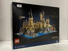 LEGO HARRY POTTER HOGWARTS CASTLE AND GROUNDS WITH THE ARCHITECT OF HOGWARTS MINI FIGURE