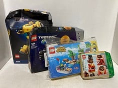 4 X ASSORTED LEGO SETS TO INCLUDE TECHNIC PLANET EARTH AND MOON ORBIT BUILDING SET - ITEM NO. 42179