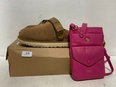 UGG GOLDENSTAR CLOGS IN CHESTNUT BROWN SIZE 6 TO INCLUDE RADLEY LONDON CERISE LARGE PHONE CROSS BODY BAG IN PINK