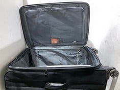 TRAVELERS CHOICE LARGE SOFTSIDE CEDAR SPINNER SUITCASE IN BLACK