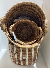 QTY OF WICKER STORAGE BASKETS TO INCLUDE COASTAL COLLECTION BAMBOO NATURAL/WHITE STORAGE BASKET