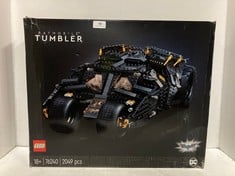 LEGO BATMAN BATMOBILE TUMBLER BUILDING SET 76240 - RRP £229