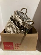 BOX OF ASSORTED HOME ITEMS TO INCLUDE HANDCRAFTED WICKER STORAGE BASKET