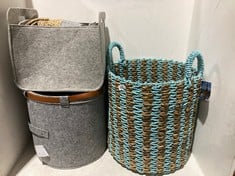 6 X STORAGE BASKETS TO INCLUDE HANDCRAFTED WICKER BASKET IN SAND/TURQUOISE