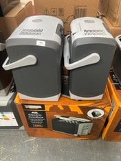 40L ELECTRIC COOLBOX TO INCLUDE 24L ELECTRIC COOLBOX TO INCLUDE 14L ELECTRIC COOLBOX (SALEROOM 40)