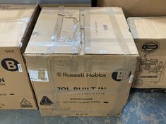 RUSSELL HOBBS 70L BUILT IN ELECTRIC FAN OVEN - MODEL NO. RHFEO7004B - RRP �159 (SALEROOM 40)