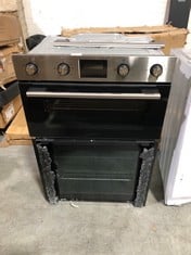 BUILT IN DOUBLE ELECTRIC OVEN IN STAINLESS STEEL (SMASHED) (ZONE 1)