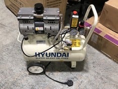 HYUNDAI AIR COMPRESSOR - MODEL NO. HY7524 - RRP �170 (ZONE 1)