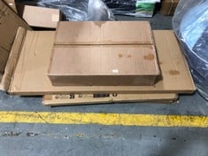 4 X ASSORTED ITEMS TO INCLUDE COMPUTER DESK - MODEL CC-SD (ZONE 3) (KERBSIDE PALLET DELIVERY)