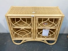 2 DOOR RATTAN SIDEBOARD IN NATURAL - RRP �300 (SALEROOM 40)