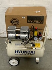 HYUNDAI AIR COMPRESSOR - MODEL NO. HY7524 - RRP �155 (ZONE 4)