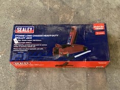 SEALEY 3 TONNE LONG CHASSIS HEAVY-DUTY TROLLEY JACK - MODEL NO. 1153CX - RRP �138 (SALEROOM 40)