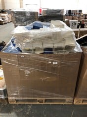 PALLET OF ASSORTED STORAGE TRAYS IN WHITE / BLUE (SALEROOM 40) (KERBSIDE PALLET DELIVERY)