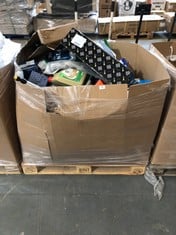 PALLET OF ASSORTED ITEMS TO INCLUDE SCHAEFFLER TIMING BELT KIT FOR VAUXHALL SAAB 1.9 (SALEROOM 40) (KERBSIDE PALLET DELIVERY)