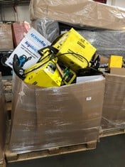 PALLET OF ASSORTED ITEMS TO INCLUDE TOPTECH 105 BAR PRESSURE WASHER (SALEROOM 40) (KERBSIDE PALLET DELIVERY)