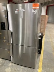 HOTPOINT TOTAL NO FROST FREESTANDING 70/30 FRIDGE FREEZER IN STAINLESS STEEL - MODEL NO. HA84BE72XUK - RRP �809 (SALEROOM 40)