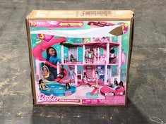 BARBIE DREAMHOUSE 3 STOREY DOLL HOUSE - RRP �130 (SALEROOM 40)