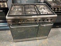 SMEG 90CM CUCINA DUAL FUEL RANGE COOKER IN STAINLESS STEEL - MODEL NO. CC92MX9 - RRP �1319 (SALEROOM 40) (KERBSIDE PALLET DELIVERY)