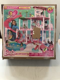 BARBIE DREAM HOUSE