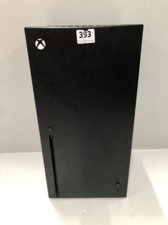 XBOX SERIES X MINI REPLICA THERMOELECTRIC COOLER