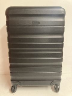 ANYDAY HARD SHELL SUITCASE IN BLACK